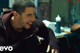 Премьера! Nick Jonas - Bacon ft. Ty Dolla $ign ()
