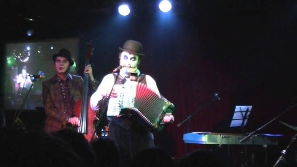 The Tiger Lillies.
