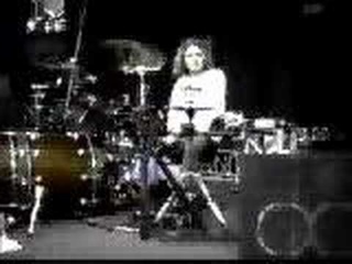 Def Leppard - Rick Allen playing Drums