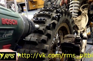 Kold Kutter Ice Screws installation. Mitas pit bike.  Установка шипов колд каттер питбайк