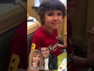 Алла Пугачева с сыном Гарри поздравили всех с Пасхой #Shorts