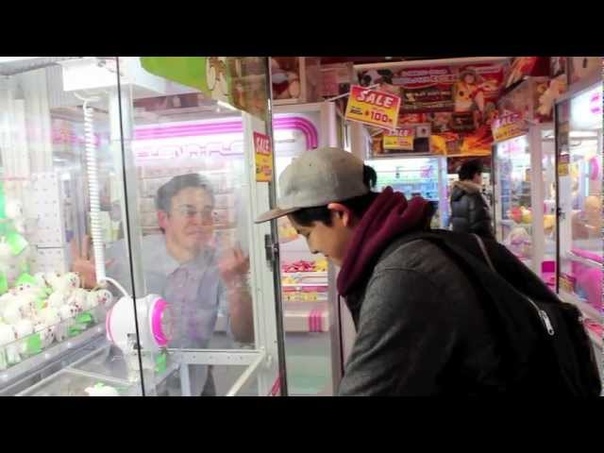JAPANESE ARCADE GAMES WITH FILTHY FRANK RED