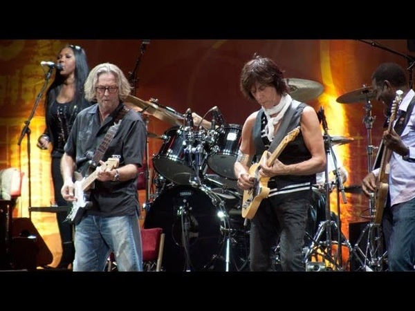 Eric Clapton Jeff Beck Shake Your Money Maker Crossroads 2010 ( Official Live