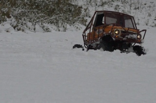 Luaz AER winter adventures slow mo rc rusty car