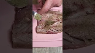 Вкуснее красной рыбы. Мурманское САЛО #рецепты #shorts #скумбриярецепт