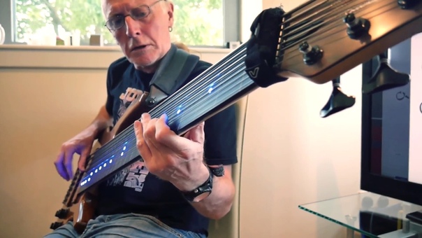 Overwater 8 String Fretless Bass