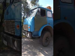 #shorts Старый МАЗ 5335 с манипулятором TADANO/Old soviet truck