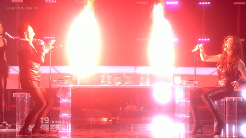 Paula Seling Ovi Playing With Fire Live