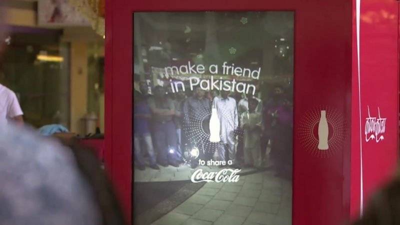 Coca Cola Small World Machines Bringing India Pakistan
