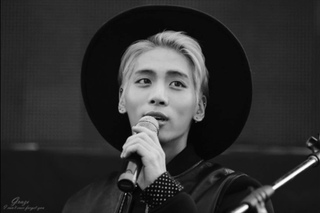 JONGHYUN - Just Chill (멍하니 있어) | Eng Lyrics