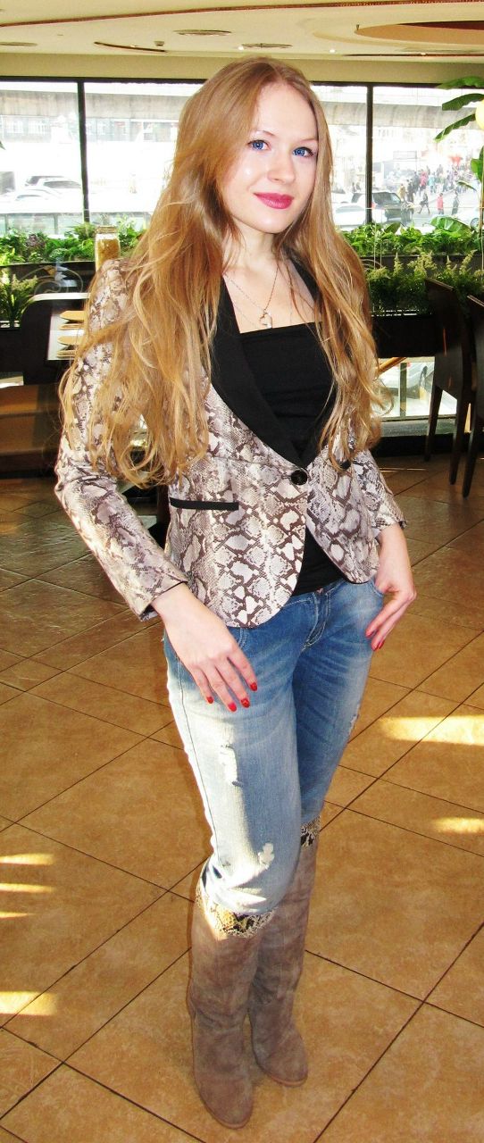 Mariya Titenkova | Dalian