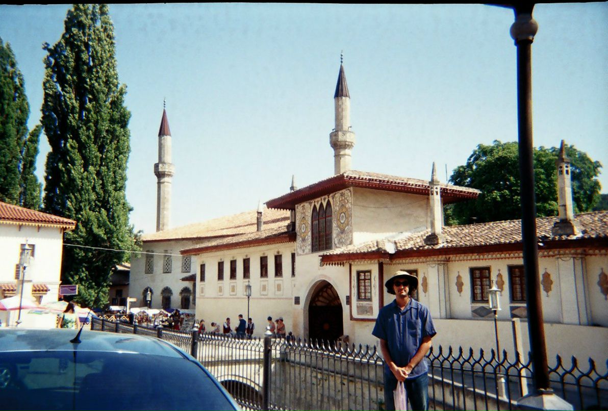 Cyrus Haghighi | Киев