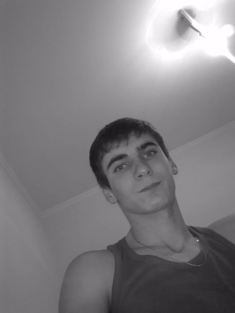 Женя Попович | Сторожинец