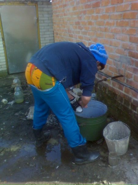 №9, Александер Макар, Белополье №9, Александер Макар, Белополье