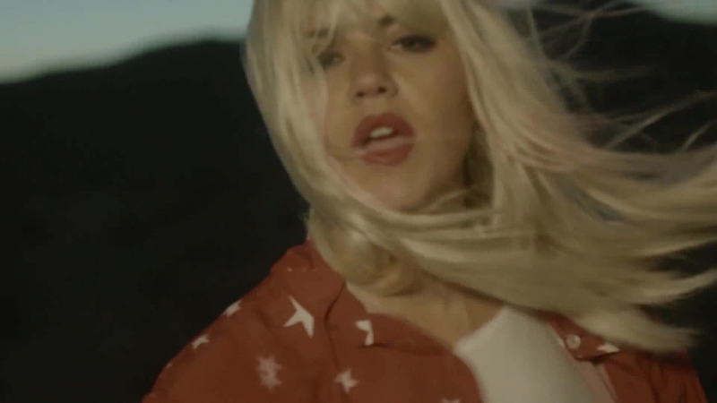 Marina and the Diamonds, Radioacrive