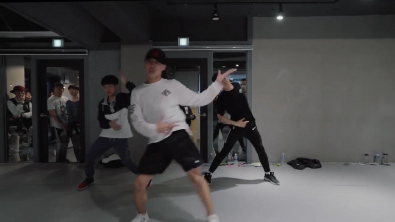 1 MILLION dance studio Raw Bad Meets Evil Junsun Yoo