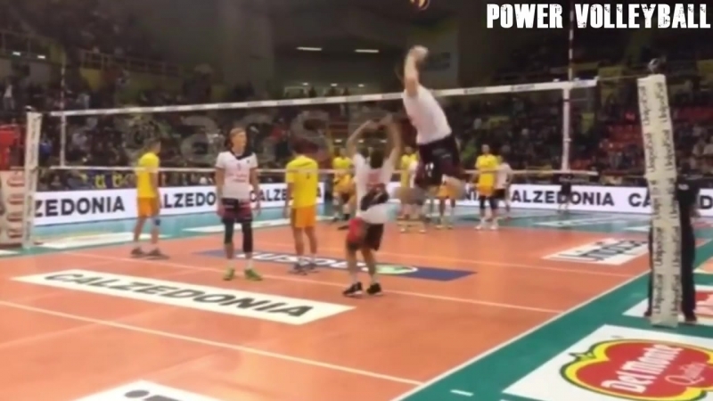 VOLLEYBALL SLAM DUNK Monster Volleyball Spikes (