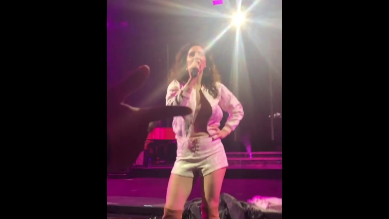 Blue Jeans ( Live Riverstage , LA To The Moon
