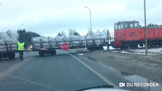 ЖД переезд с самообслуживанием)Беларусь Лида -Креативный паровозик)