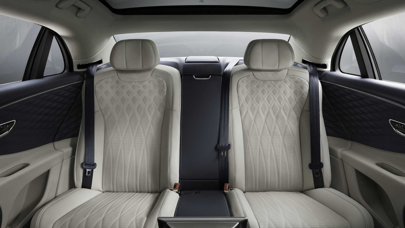 Bentley Flying Spur III и важные факты, изображение №18
