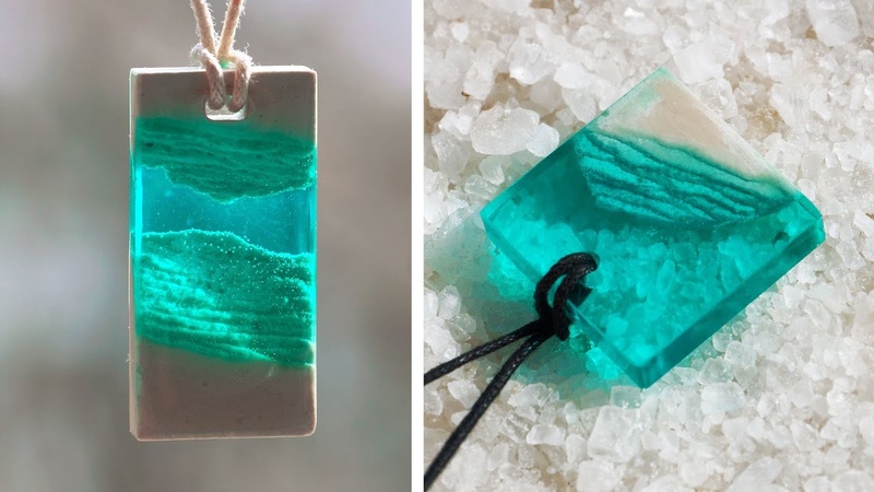 GYPSUM + EPOXY RESIN, PENDANTS MADE OUT OF AN EPOXY RESIN, 7 CHEAP AND EASY DIY JEWELRY