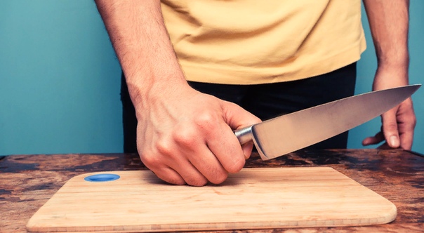 Самый острый кухонный нож. Отдавать ножи можно. Отдавать ножи можно. Почем уне дарят ножи. Можно ли дарить нож мужчине.