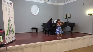 Софья Эльсайед 6 лет, Алтайский край г.Славгород, Ш.Данкля Баллада, А.Комаровский Вперегонки