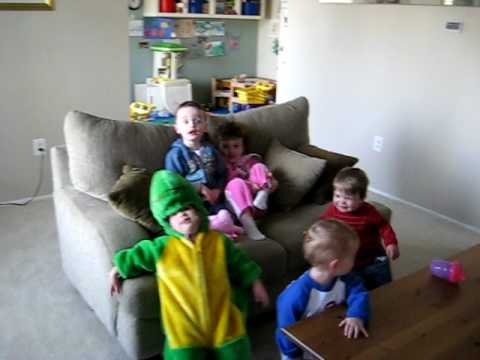 PBJ and AC Sing Little Einsteins