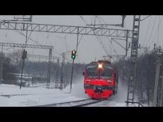 Электропоезд ЭД4М-0390 РЭКС сообщением Болшево - Москва