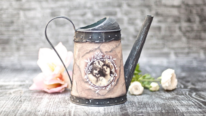 Decoupage konewka retro z dziewczynkami DIY