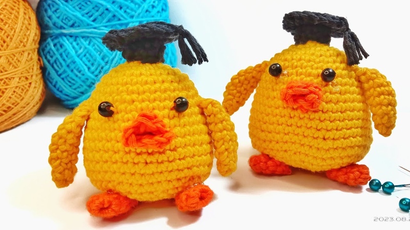 Animal Amigurumi, , Chicken Amigurumi Tutorial, , How to Crochet a Chicken With a Graduation