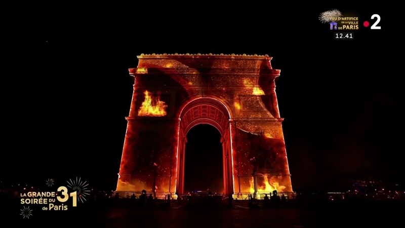 Spectacle son et lumière Nouvel An Paris 2024 Feu dartifice Sound and Light Show